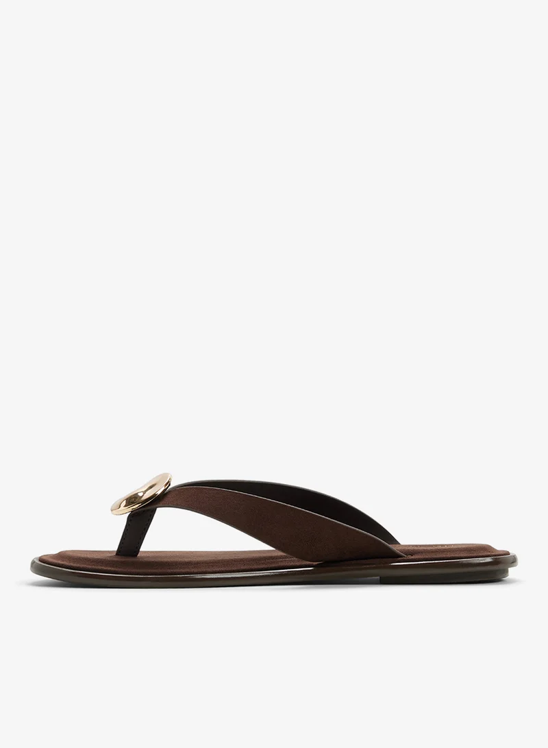 كول ات سبرنج صنادل مايرا سهلة الارتداء